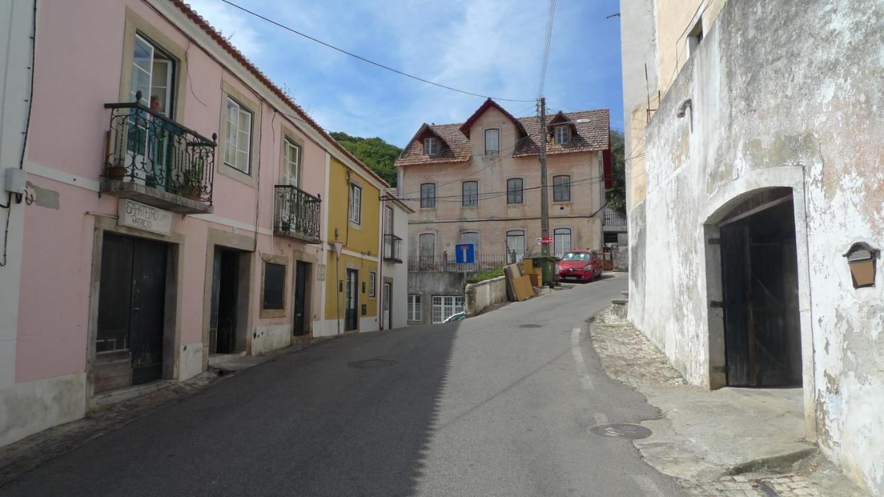 Ribeira Dos Marinheiros Amarelo Apartment Sintra